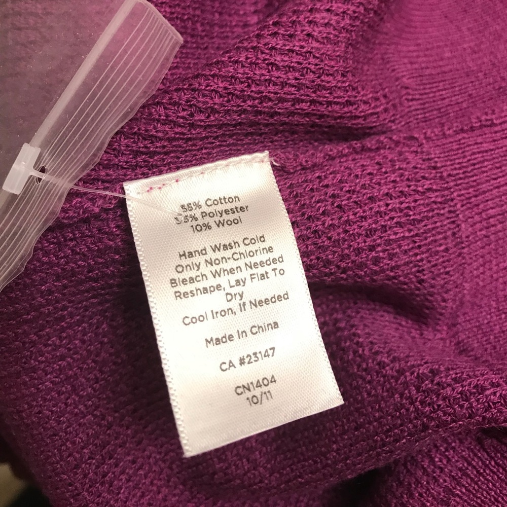 2 for $10 ✨ Talbots cardigan size SP💜 - Picture 5 of 6